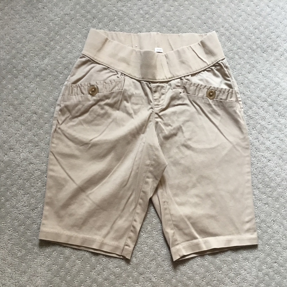 Maternity shorts